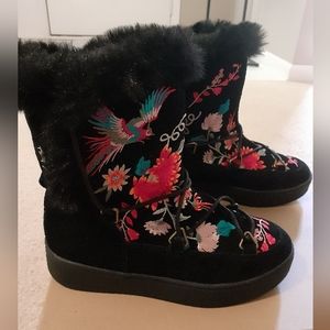 NWOT Johnny Was Boots